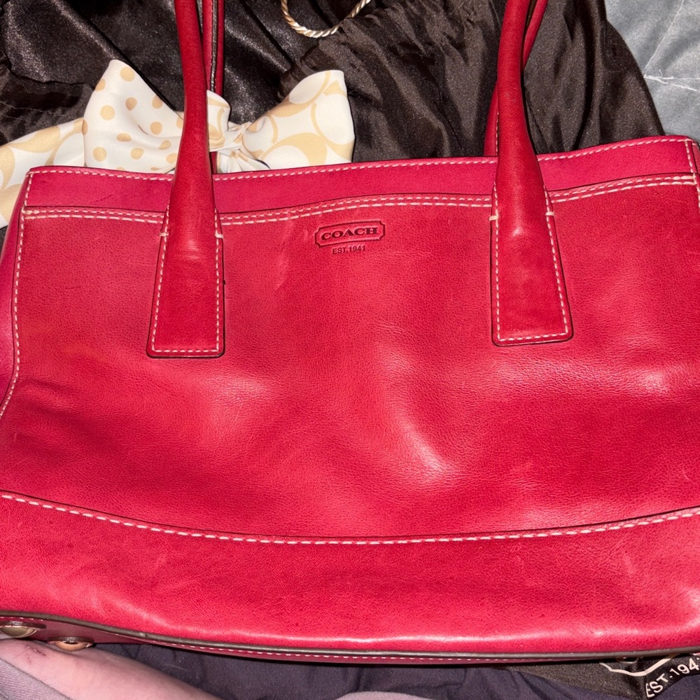 Coach Madeline bag - pink with tan bow - Picture 11 of 17